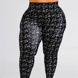 Buffbunny Black Terrazo Rosa Pocket Leggings